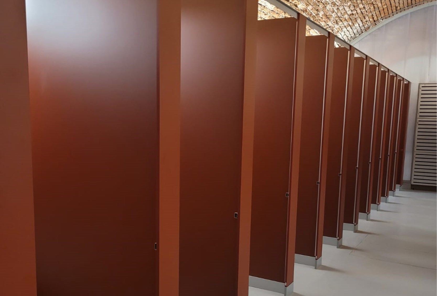 venesta-washrooms-case-study-factory-international