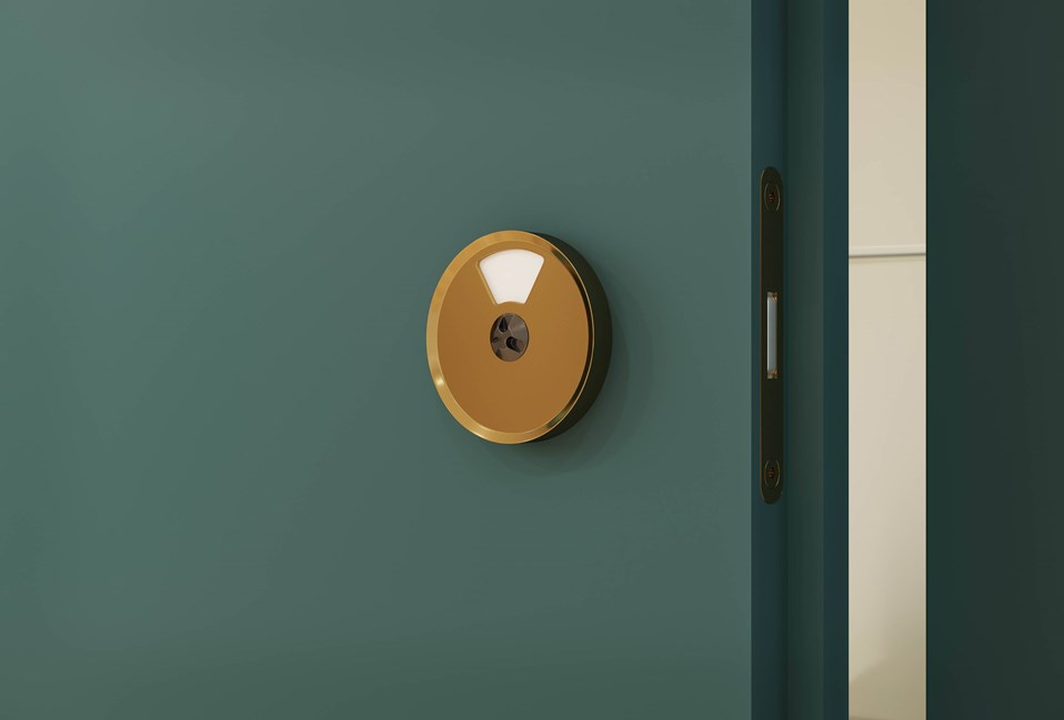 venesta-washrooms-toilet-cubicles-infinite-full-height-brass-indicator-bolt